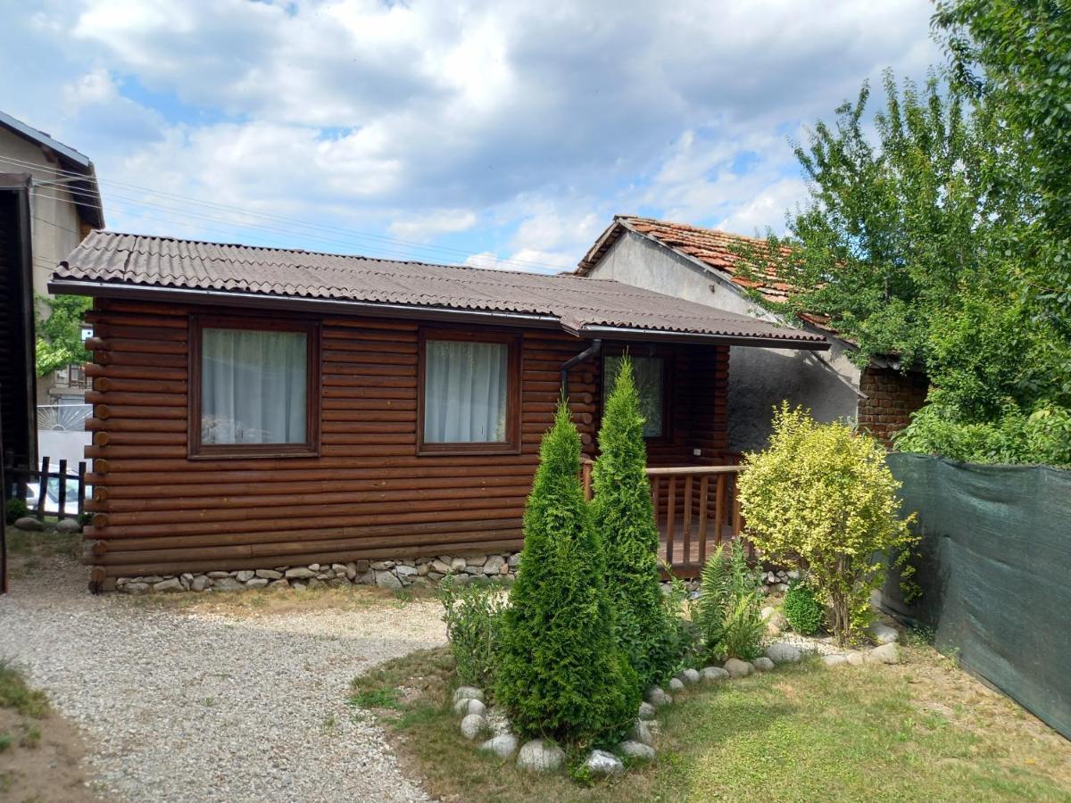 Guest House Raffe Добринище Екстериор снимка